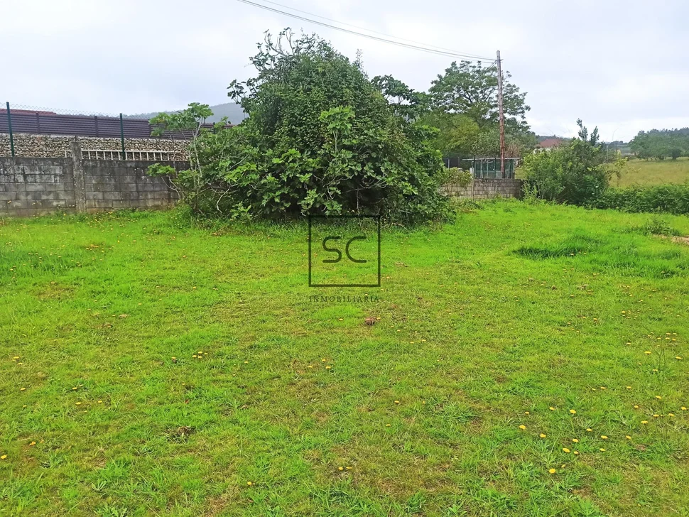 Casa con finca en pedroso, narón