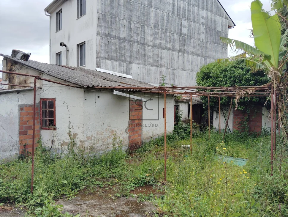 Casa con finca en san juan, ferrol
