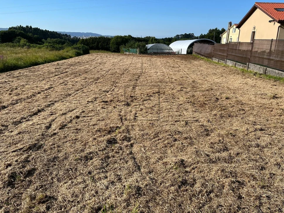 Terreno edificable en franza-mugardos