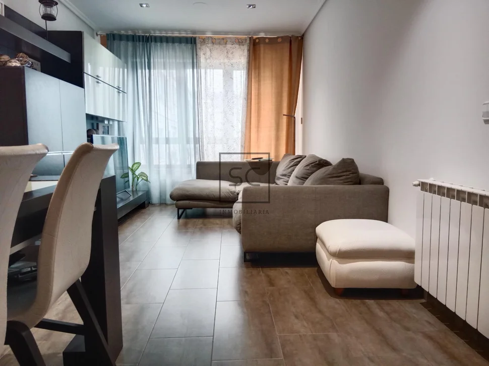 Dúplex en el alto do castaño-narón