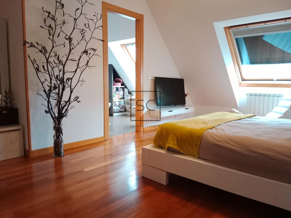 Dúplex en el alto do castaño-narón