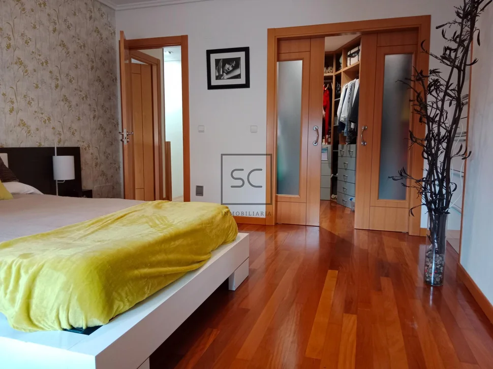 Dúplex en el alto do castaño-narón