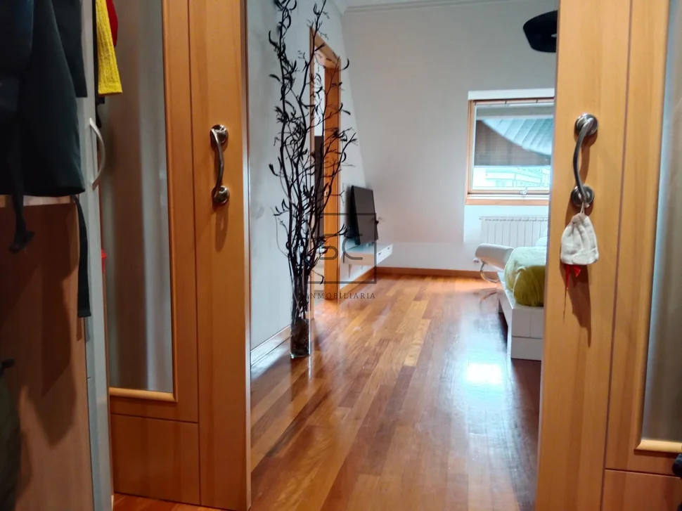 Dúplex en el alto do castaño-narón