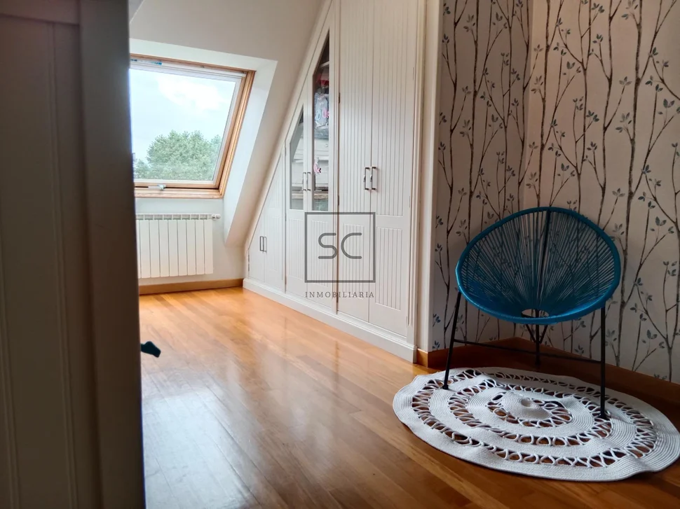 Dúplex en el alto do castaño-narón