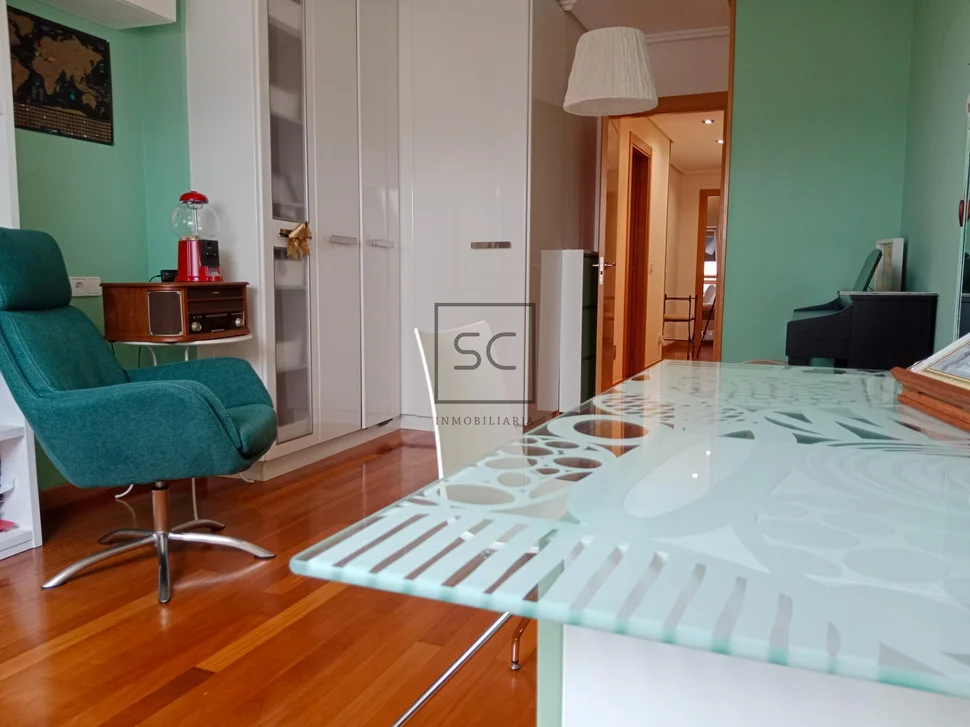 Dúplex en el alto do castaño-narón