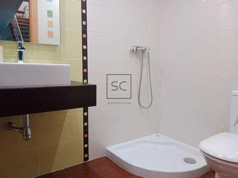 Dúplex en el alto do castaño-narón