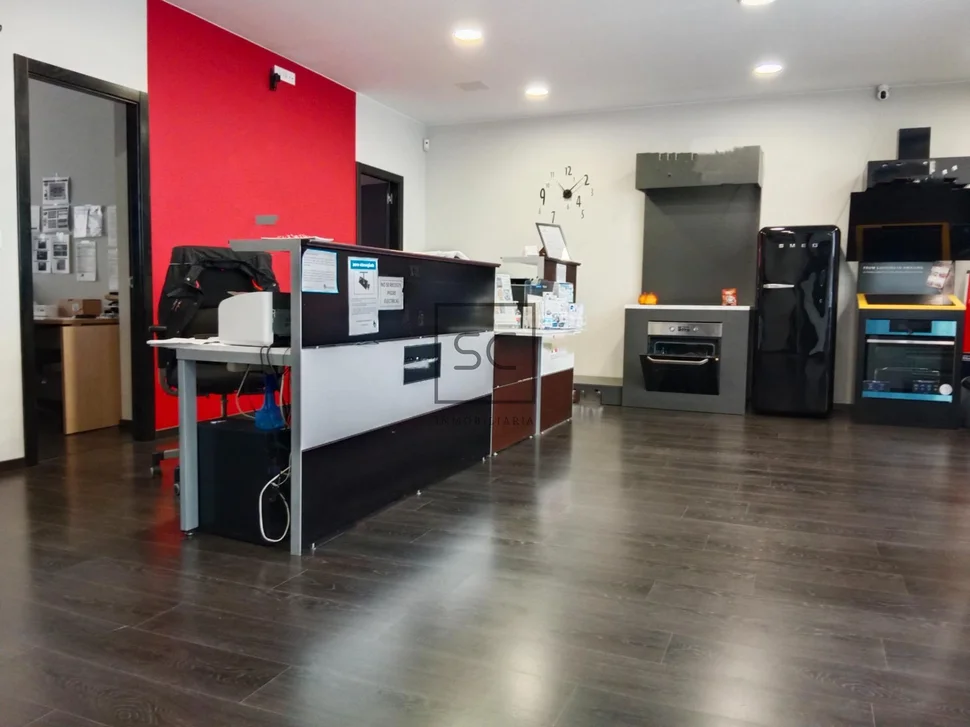 Local comercial en el alto do castaño-narón