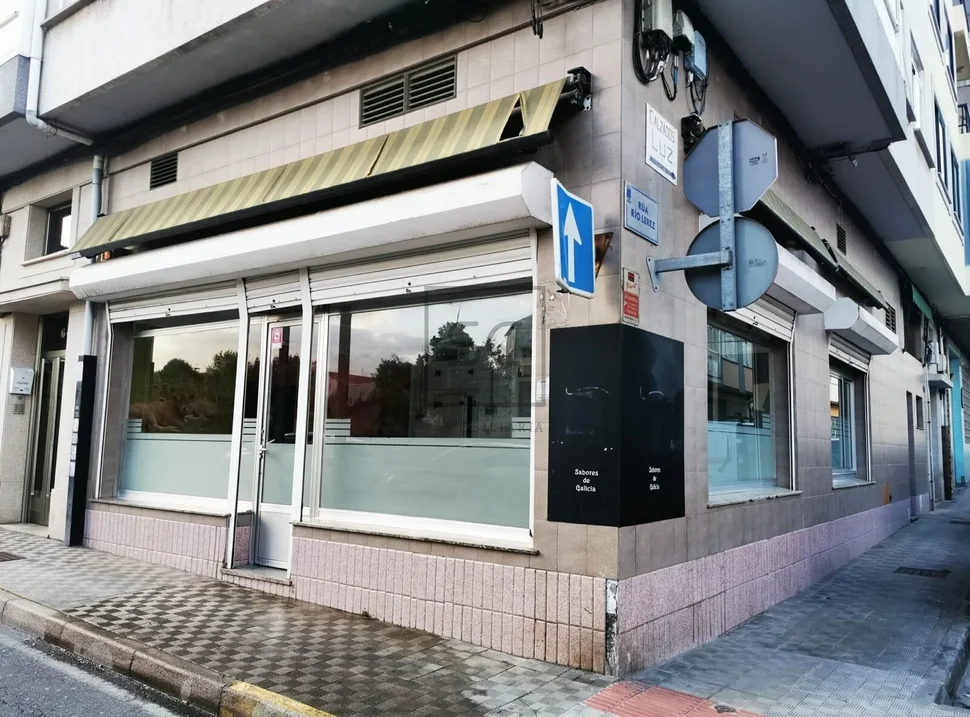 Local en piñeiros, narón