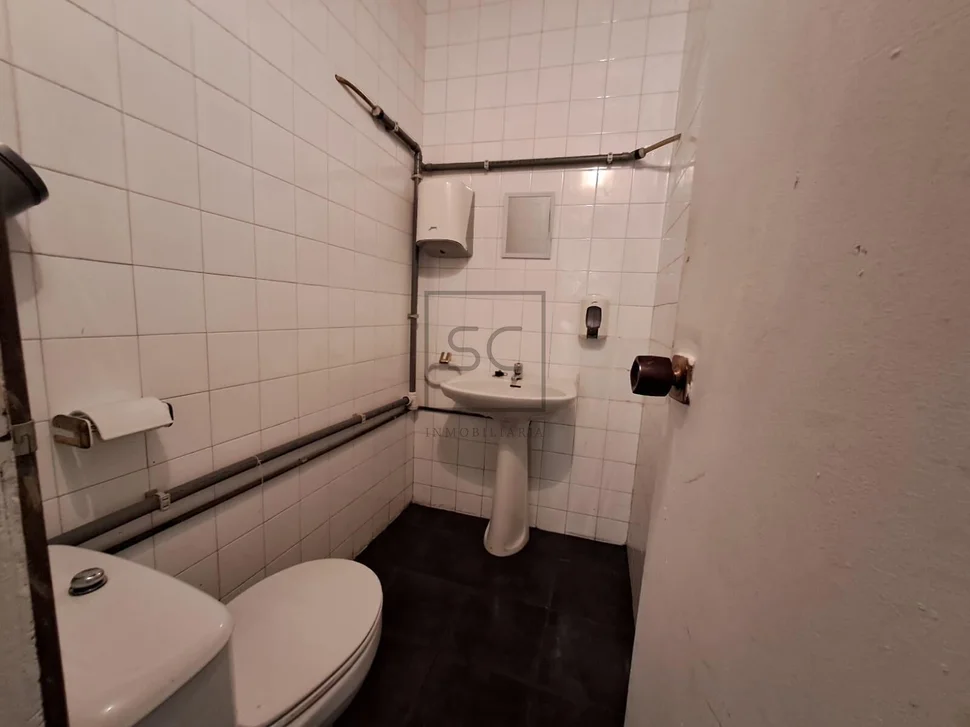 Local en piñeiros, narón