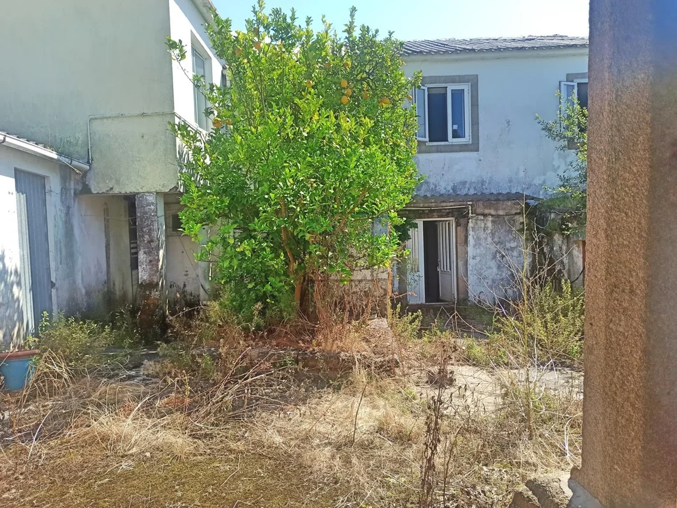 Casa con finca en ferrol