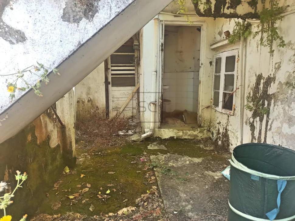 Casa con finca en ferrol