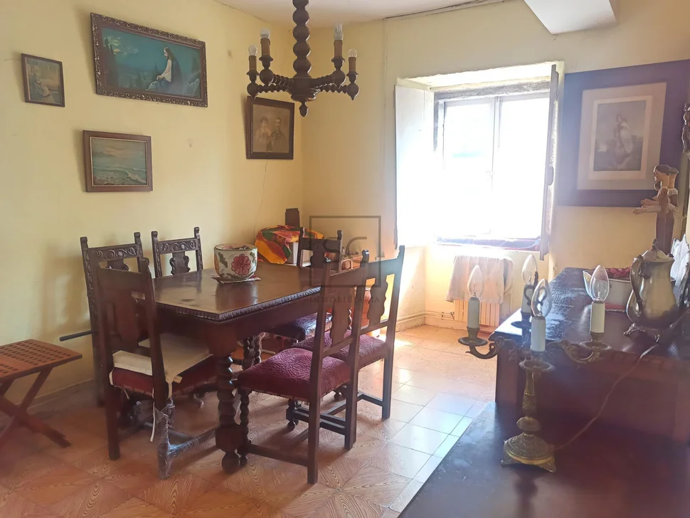 Casa con finca en ferrol