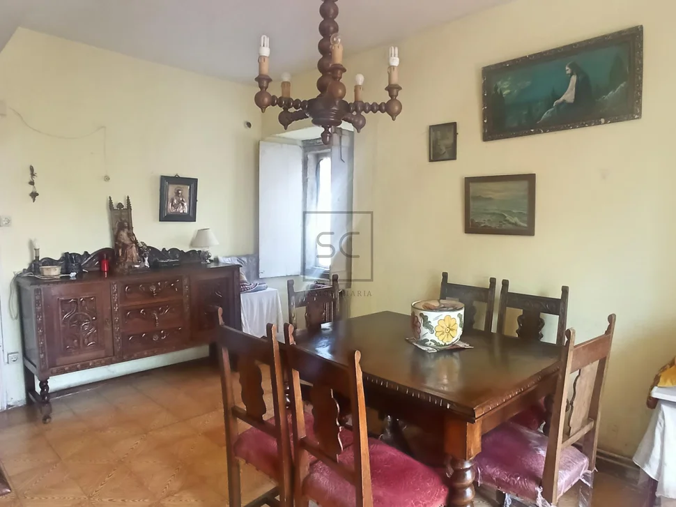 Casa con finca en ferrol