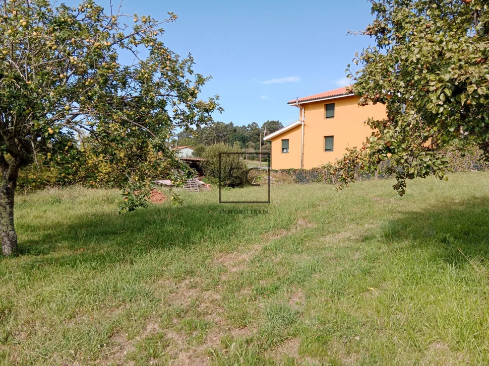 Finca edificable en mosende-valdoviño