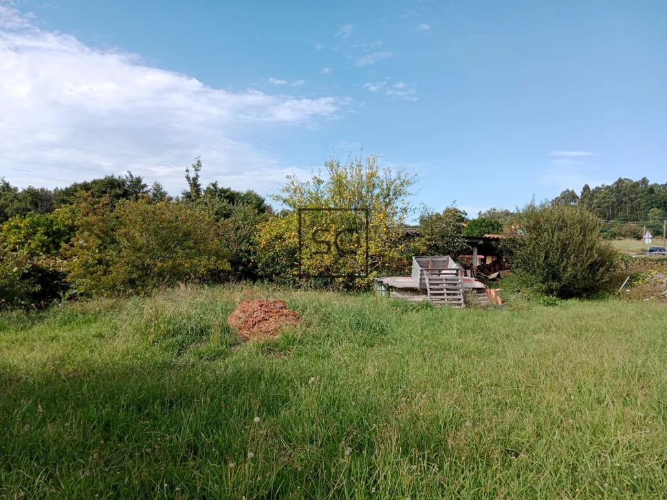 Finca edificable en mosende-valdoviño