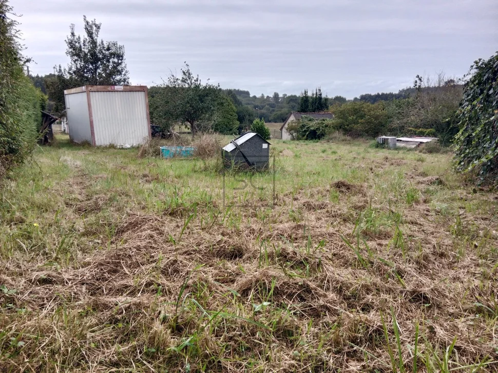 Finca edificable en mosende-valdoviño