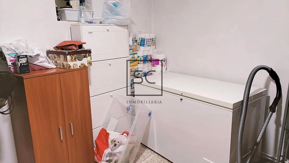 Casa adosada con tres plantas en a mourela, neda