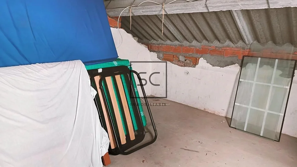 Casa adosada con tres plantas en a mourela, neda