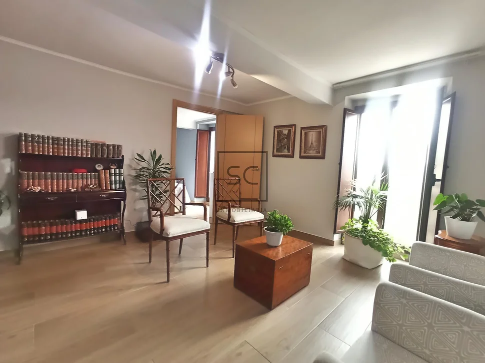 Adosado en serantes, ferrol