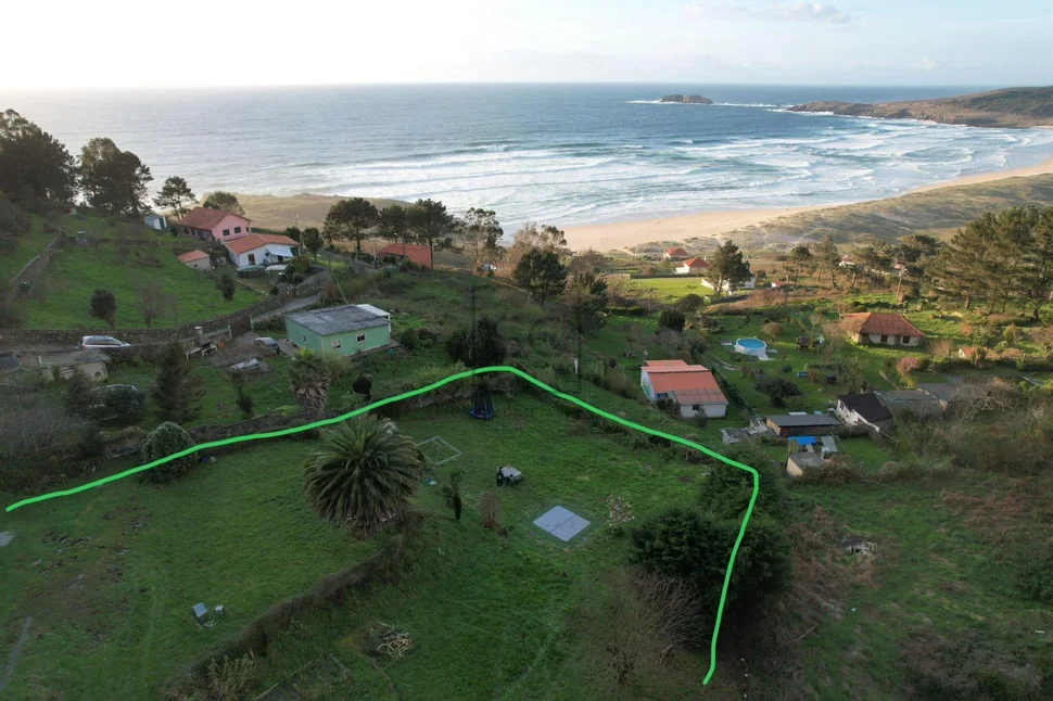 Terreno rústico con vistas al mar en doniños