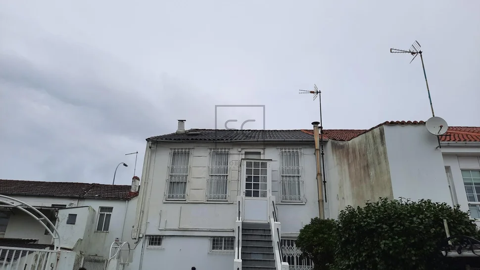 Casa con finca en piñeiros-naron