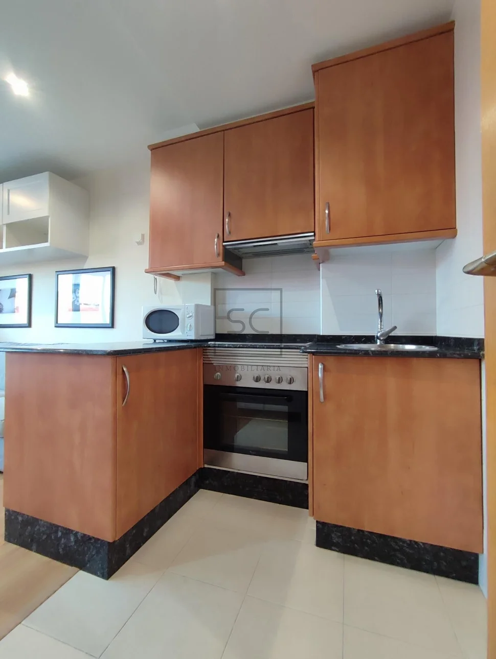 Elegante apartamento en el centro de ares