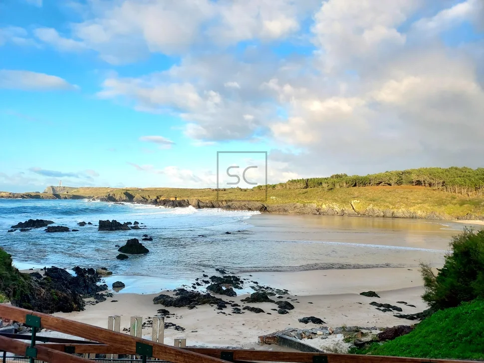 Vivienda unifamiliar cercana a la playa