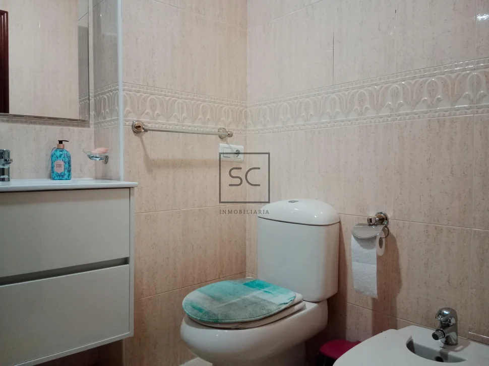 Piso con vistas parciales a la ría, ares