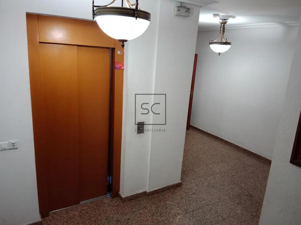 Piso con vistas parciales a la ría, ares