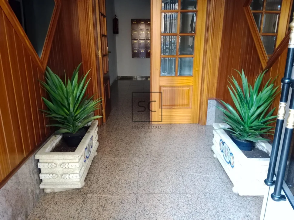 Piso con vistas parciales a la ría, ares