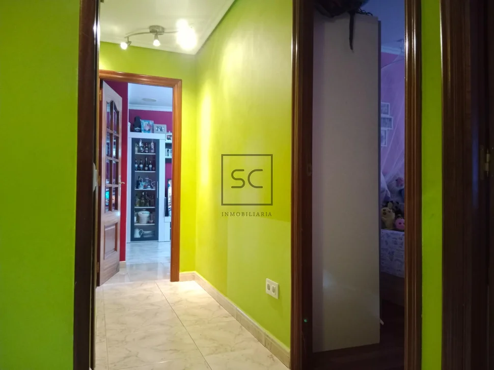 Piso con vistas parciales a la ría, ares