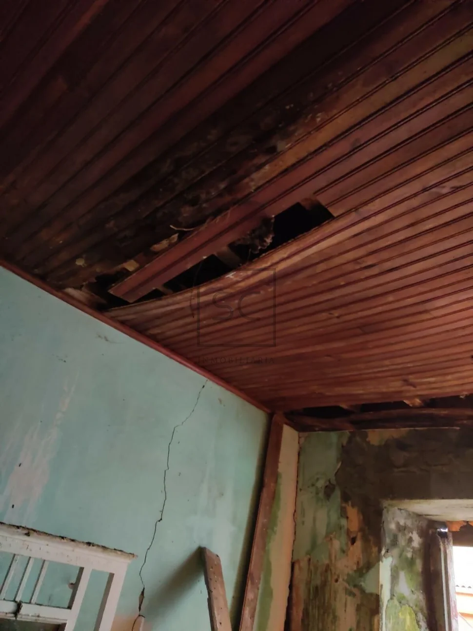 Adosado para reformar en cedeira