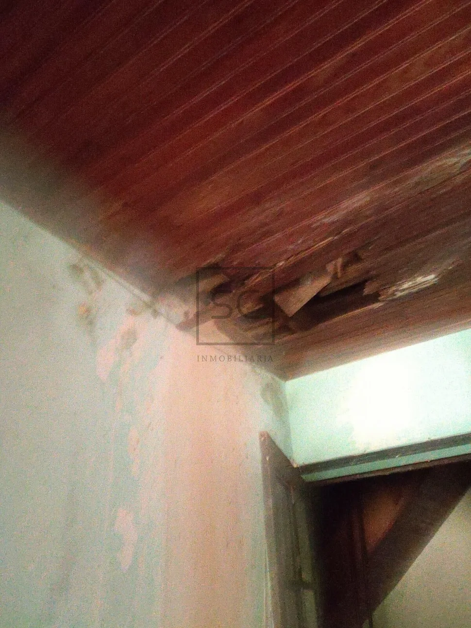 Adosado para reformar en cedeira