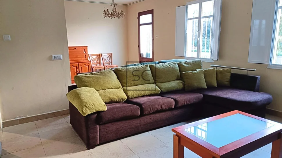 Amplia casa con 6 habitaciones en san sadurniño