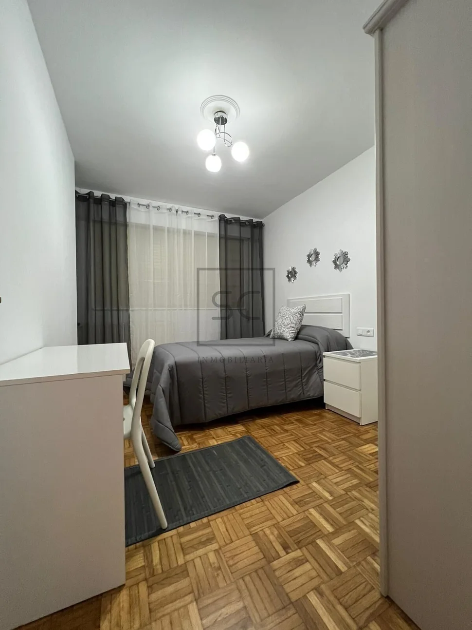 Amplio piso en la zona de ultramar ferrol