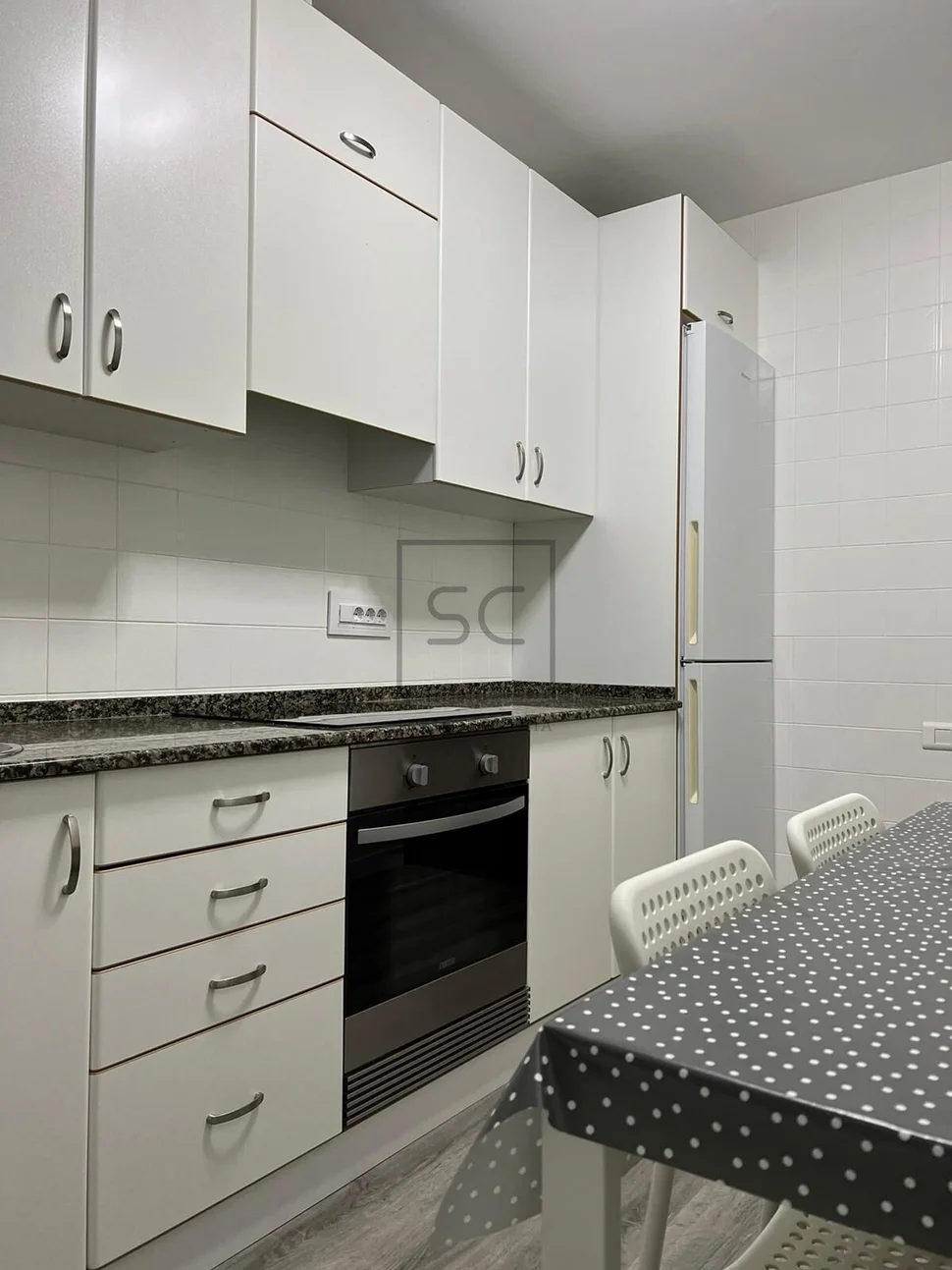 Amplio piso en la zona de ultramar ferrol