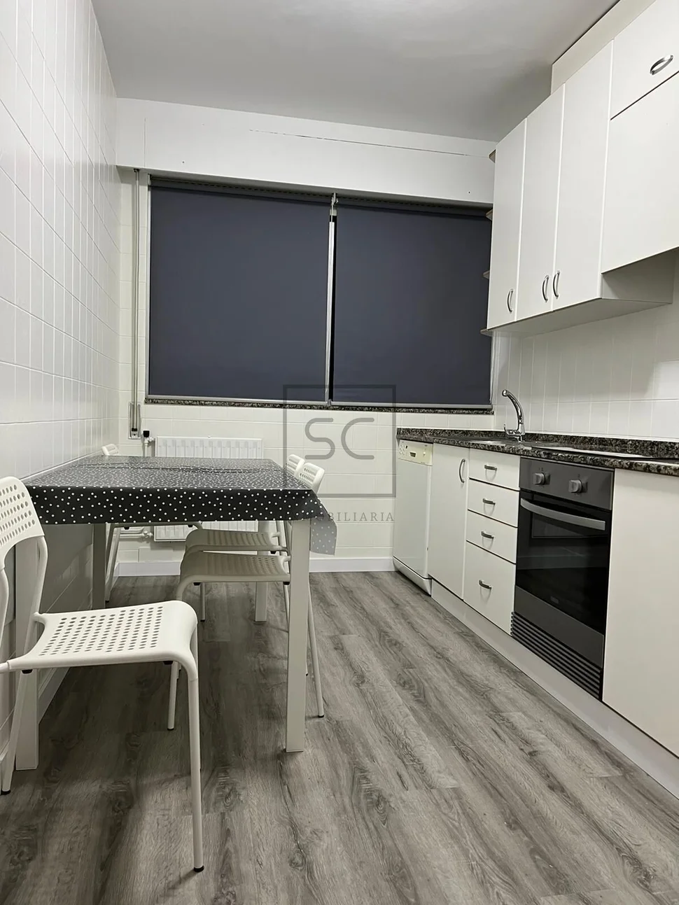 Amplio piso en la zona de ultramar ferrol