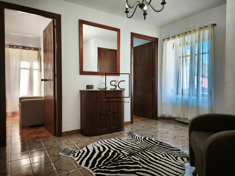 Casa de piedra con garaje y finca en cerdido