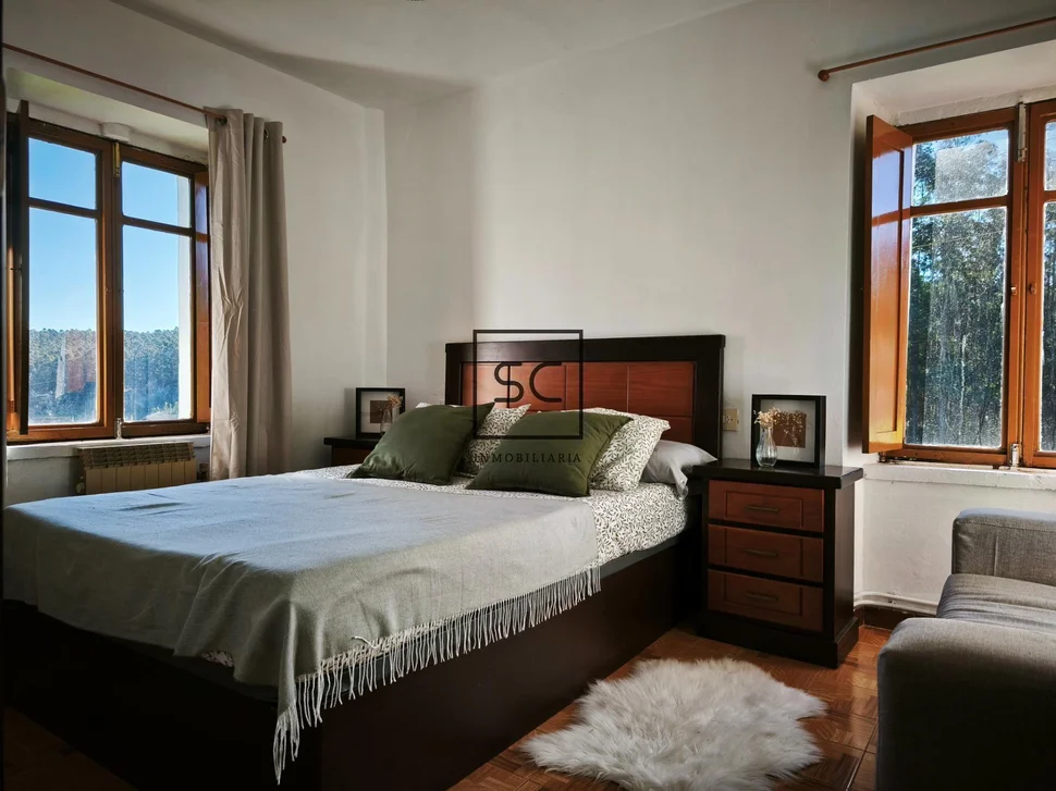 Casa de piedra con garaje y finca en cerdido