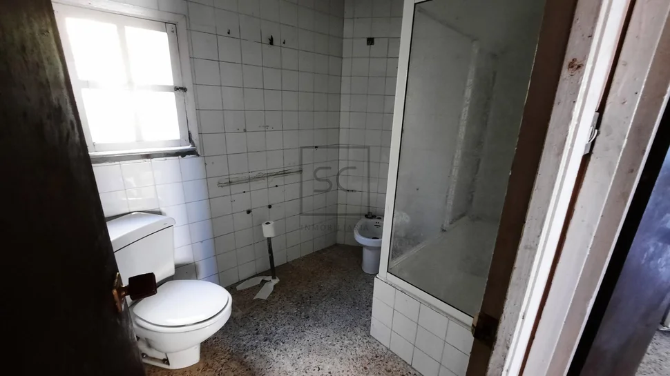 Casa de pueblo para reforma en a graña (ferrol)