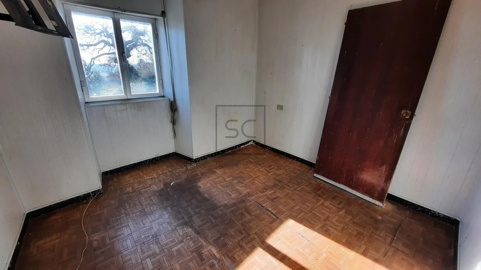 Casa de pueblo para reforma en a graña (ferrol)