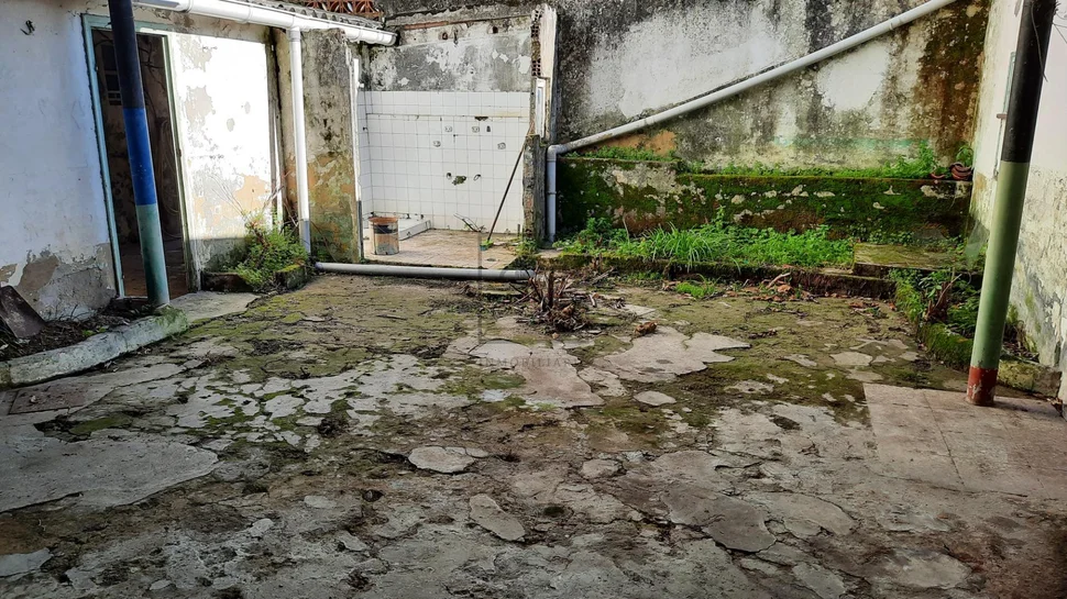 Casa de pueblo para reforma en a graña (ferrol)