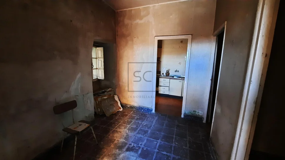 Casa de pueblo para reforma en a graña (ferrol)