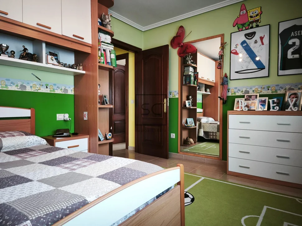 Chalet con piscina en maniños-fene