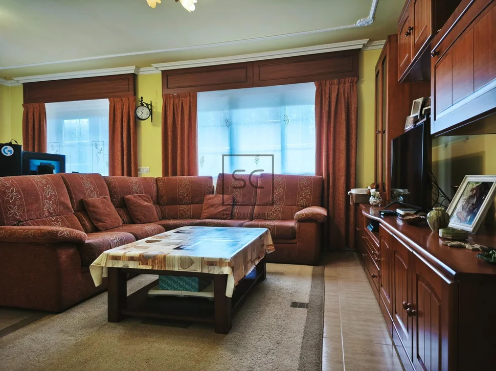 Chalet con piscina en maniños-fene