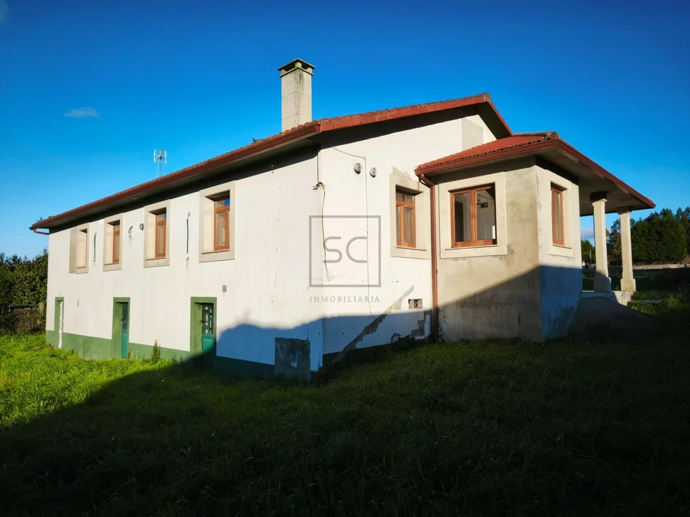 Casa independiente con finca