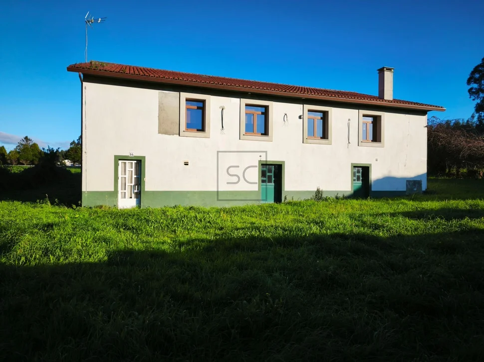 Casa independiente con finca