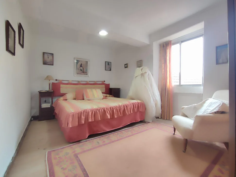 Bonita casa en puentedeume con vistas al mar