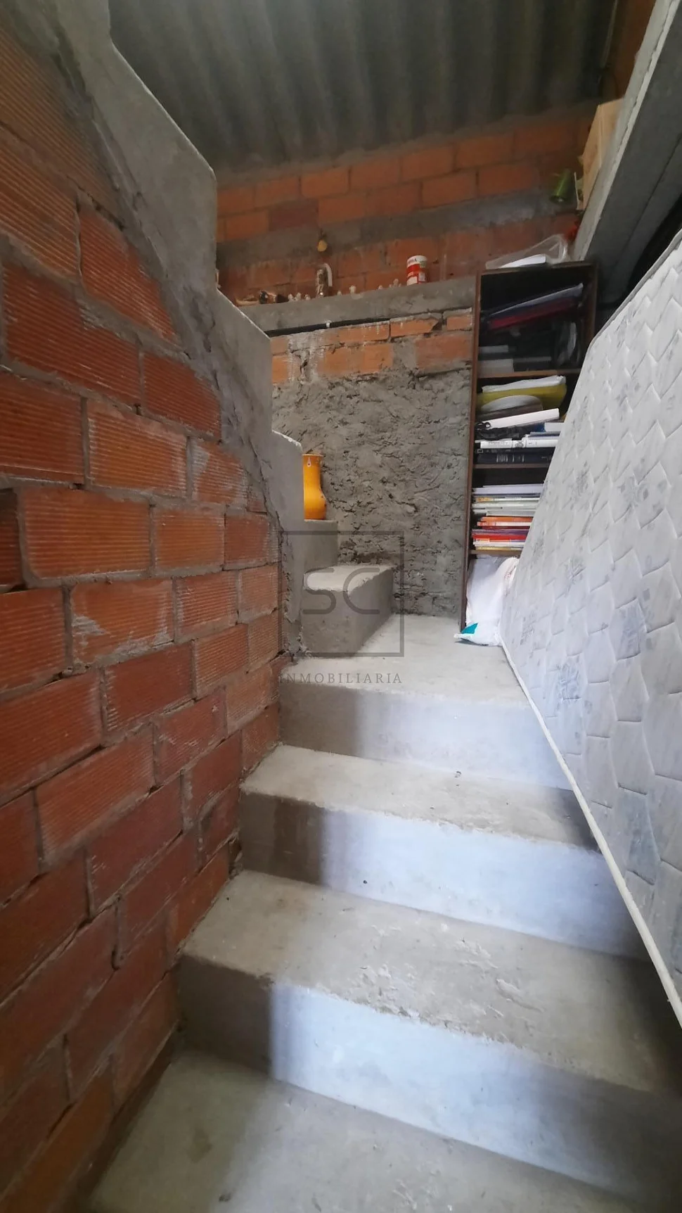 Casa de piedra enfoscada en cerdido