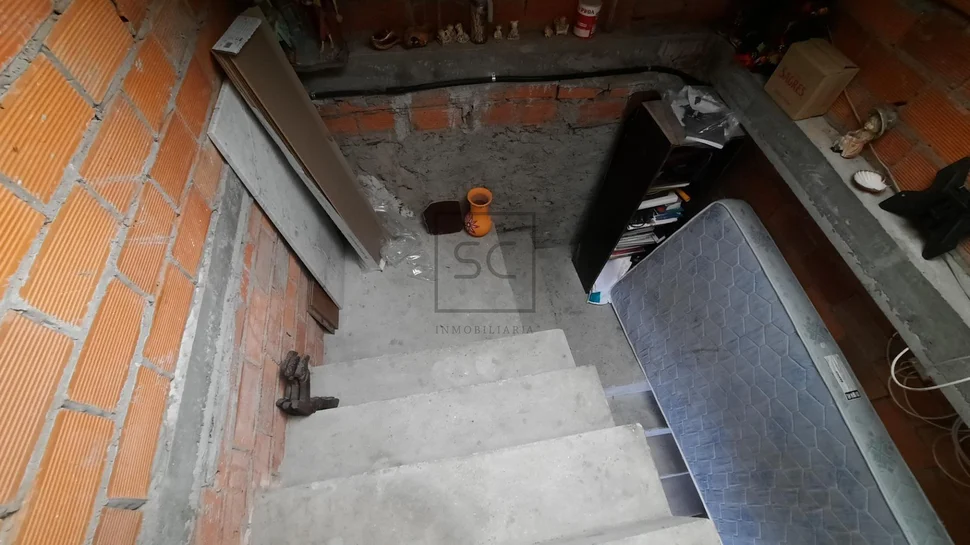 Casa de piedra enfoscada en cerdido